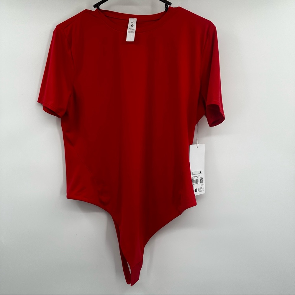 Lululemon sz XL Nulu Crew-Neck Short-Sleeve Bodysuit RED Thong LW3HUOS NWT